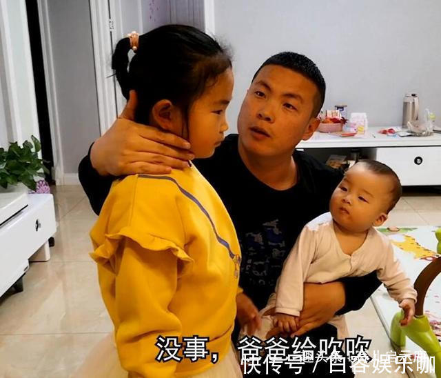 父母|见爸爸抱弟弟玩,女儿小声问:能抱抱我吗?之后画面二胎妈妈泪目