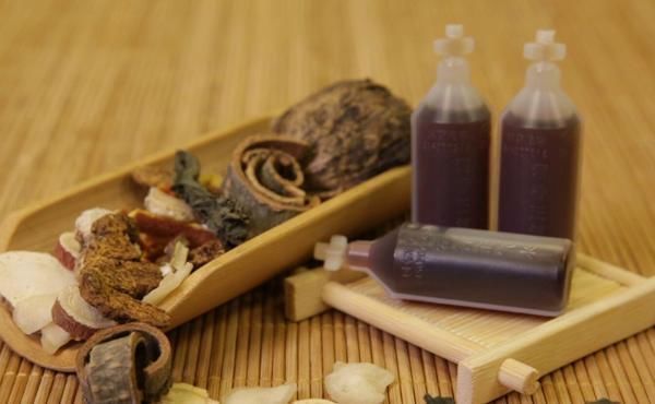 藿香正气水涂在脚上太厉害了,解决了很多人的困扰