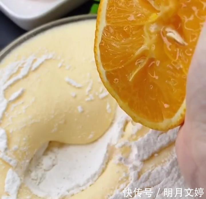 玉米油|做蛋糕，不用烤箱，教你一招，细腻蓬松，香甜可口，好吃又省事