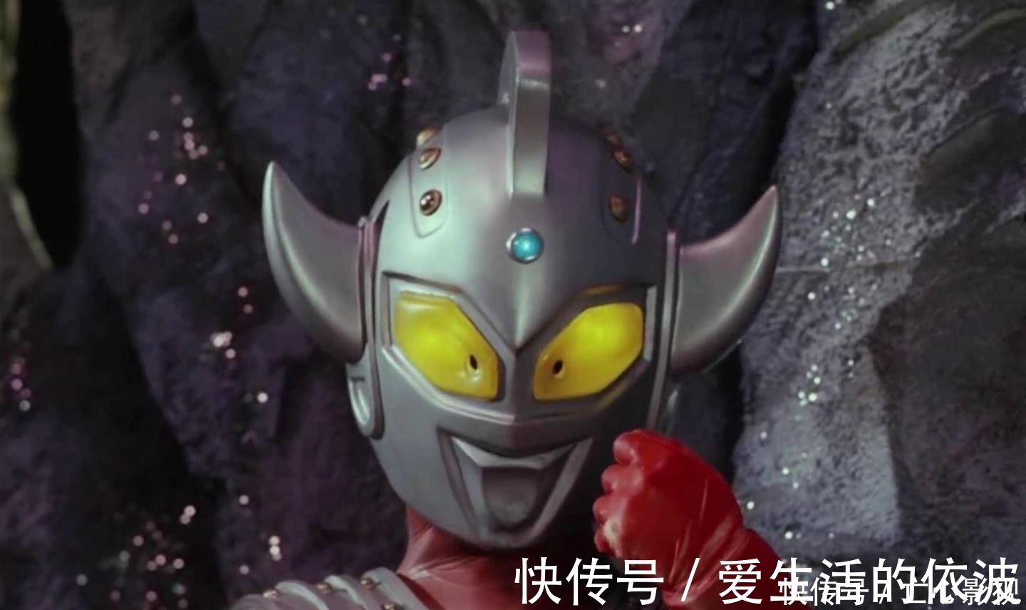 泰罗|托雷基亚奥特曼喊泰罗时 为何声音不自然 原因终于被我找到了