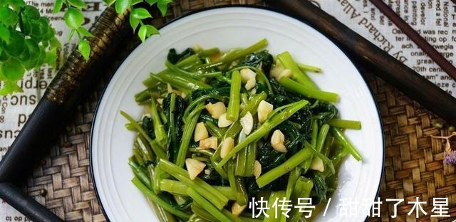家常小炒空心菜，学会这些技巧，味道比饭店还好吃！