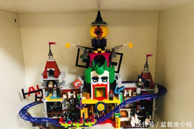 王一博|晒晒王一博自己住的家,内部布置像个出租房,平时在客厅做饭