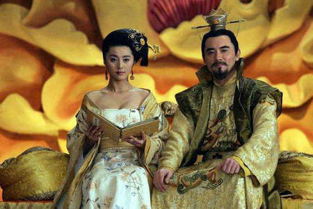 安禄山|历史上安禄山有什么资本敢于造反，又为何迅速失败了？