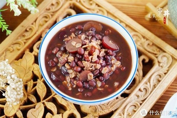 健康饮食 篇八十:女人年过40岁,有钱没钱,秋冬多吃“养元6宝”,面如桃花显年轻