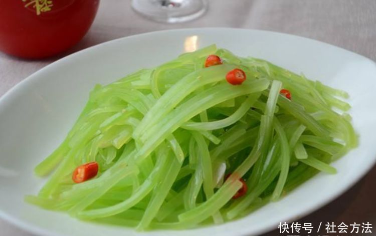 冬天宁可少吃肉，也要多食此菜，排出毒素，润