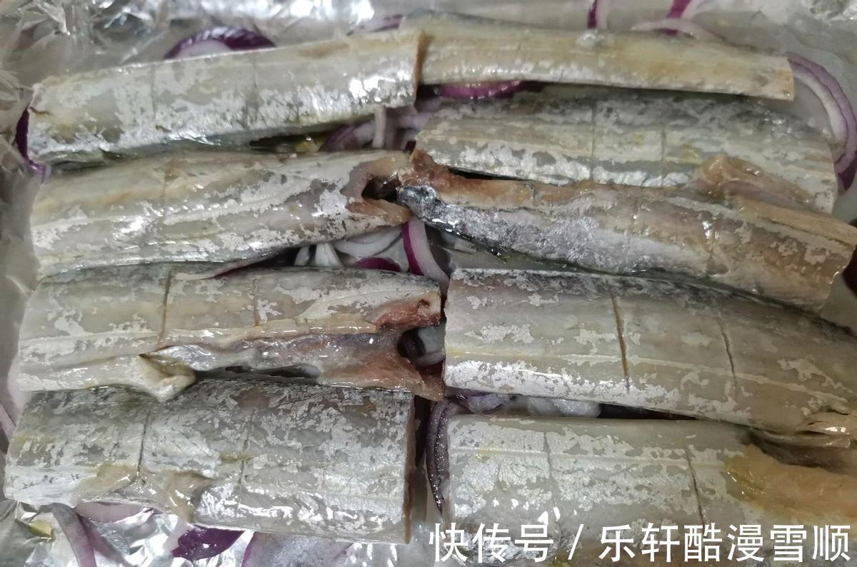 万能的酸汤菜肴酸汤带鱼，酸香味美，鲜嫩多汁，营养又美味