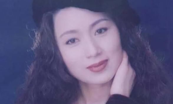 余秋雨|28年前马兰插足余秋雨婚姻,重建家庭后,如今终于懂了原配的痛苦