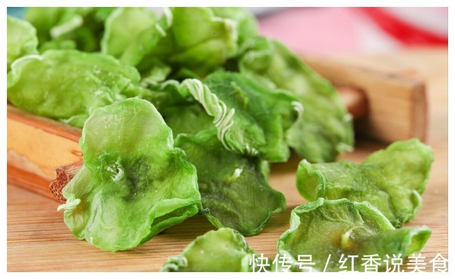 这5种蔬菜晒干后,比新鲜的好吃太多!炖肉炒菜都行,放1年不坏