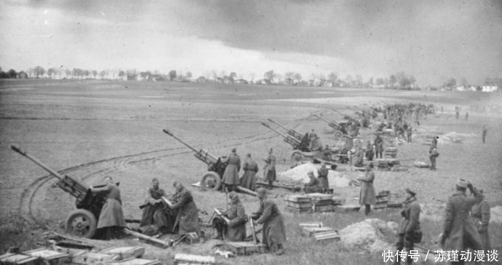 苏军|第二次世界大战中最后的堑壕战，让苏军损失惨重的施劳弗高地战役