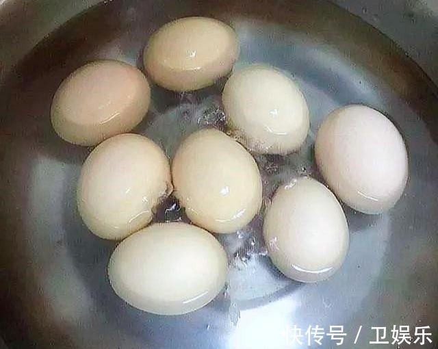 番茄汁|“蛋白之王”被发现,每天吃一点,补充蛋白质,皮肤像剥壳的蛋