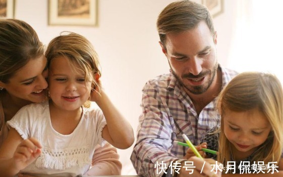 父母|家长的4种行为，正悄悄把孩子变笨，现在改还不晚