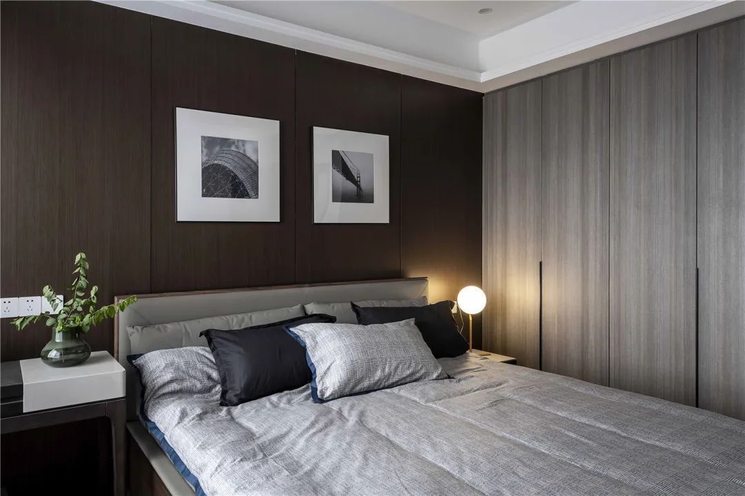 床头|114㎡现代,朴素简雅的空间,黑白配的设计,稳重端庄有档次
