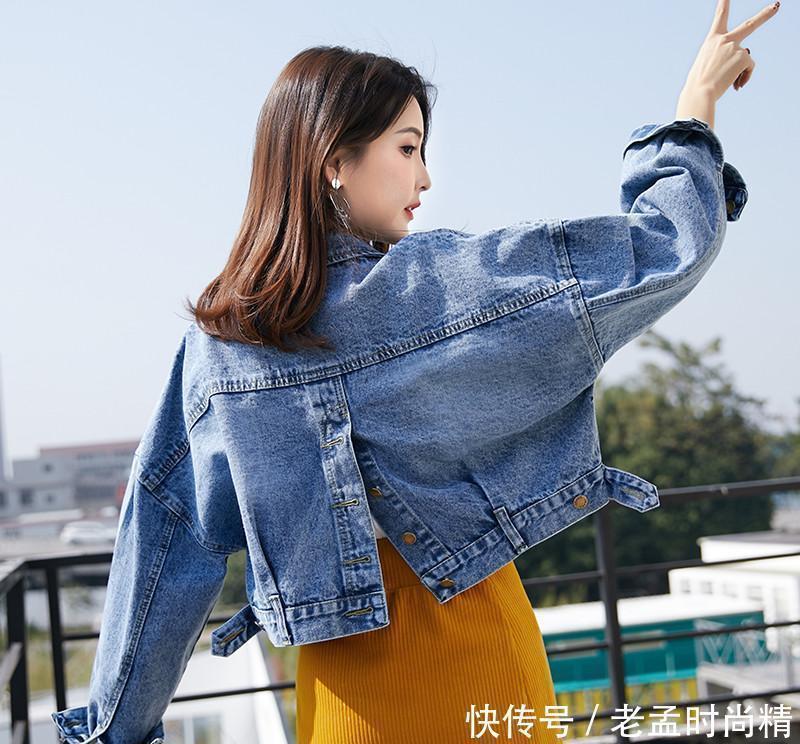 媳妇|小个子妹子别乱穿衣,看我媳妇身上穿的牛仔外套,显嫩提气质
