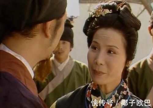 王夫人上演夺权大戏,王熙凤暗自叫苦不迭