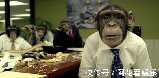 |幽默笑话:女友爸爸约我,见面后他指着桌子上的现金说……