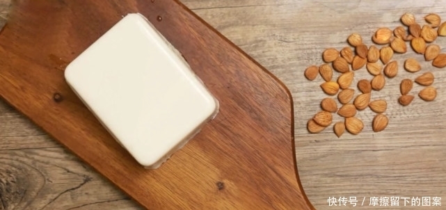 中式|老人小孩都能吃，低糖低脂的中式甜品，似豆腐又不是豆腐