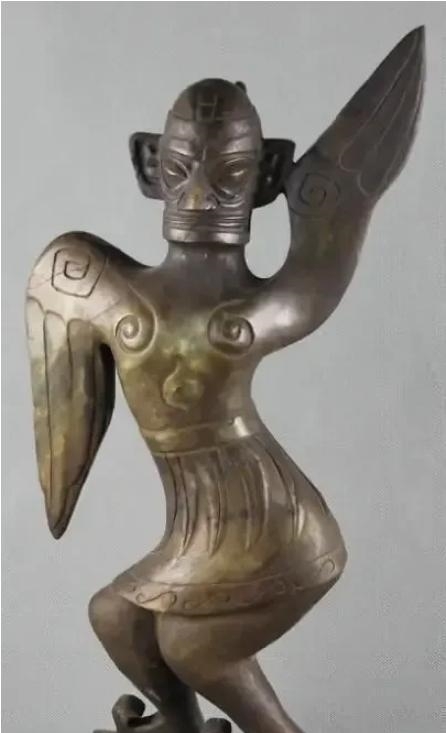 三星堆出土|神话被证实,三星堆出土的青铜器大都能在《山海经》里找到对应