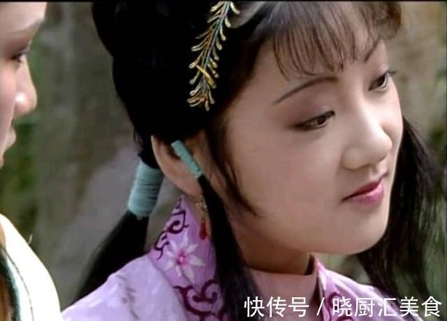 宝玉#红楼梦里,为何晴雯死了,林黛玉一点反应都没有?还满面含笑