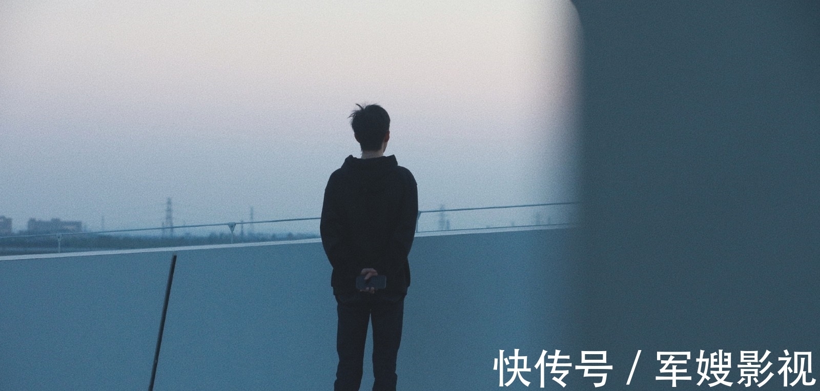 肖战的行程保密做的太好!打听不到资源,嘲笑不进组在家“抠脚”