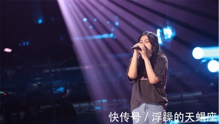 00后|00后唱作人凡清参加中国好声音 竞演初舞台全程“牙疼”打动李荣浩