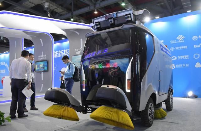 新华社记者 （科技）“硬核”科技产品亮相中国卫星导航成就博览会