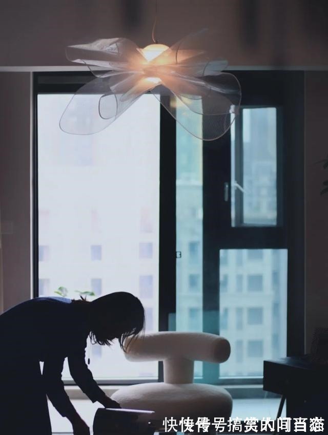 女孩|色彩缤纷的独居之宅,90后女孩的120㎡果然够个性!