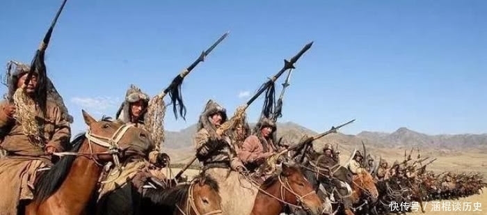 脑袋|李自成的悲惨下场,逃亡时被当作流寇,农民一铲子削掉他半颗脑袋