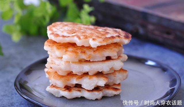 冬天到了这菜正当季,3块钱一斤,做成早餐,比包子馅饼都好吃!