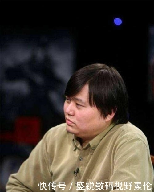 小伙偷偷写小说一书封神，3年赚4100万，同事：没想到他有这本事