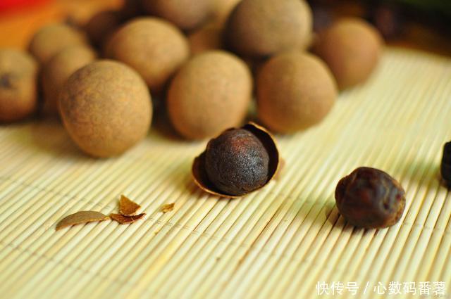 自然|经常凌晨三、四点自然醒?除了失眠,这4个诱因,麻烦正确对待