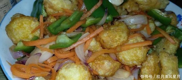 鲜美无比的浇汁玉子豆腐,外酥里嫩,美味可口,实在是太香了