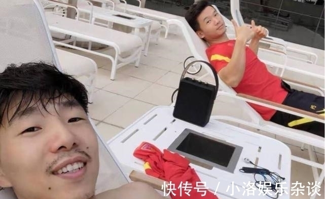 足协|国足迪拜住豪房,0射门不知反思,丢4球照样享受,足协真有钱
