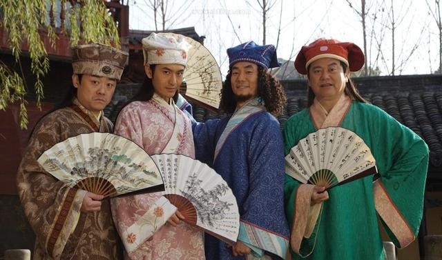 林员外@少女一上联“妙少女原心愿配己酉郎”,书生一下联,抱得美人归