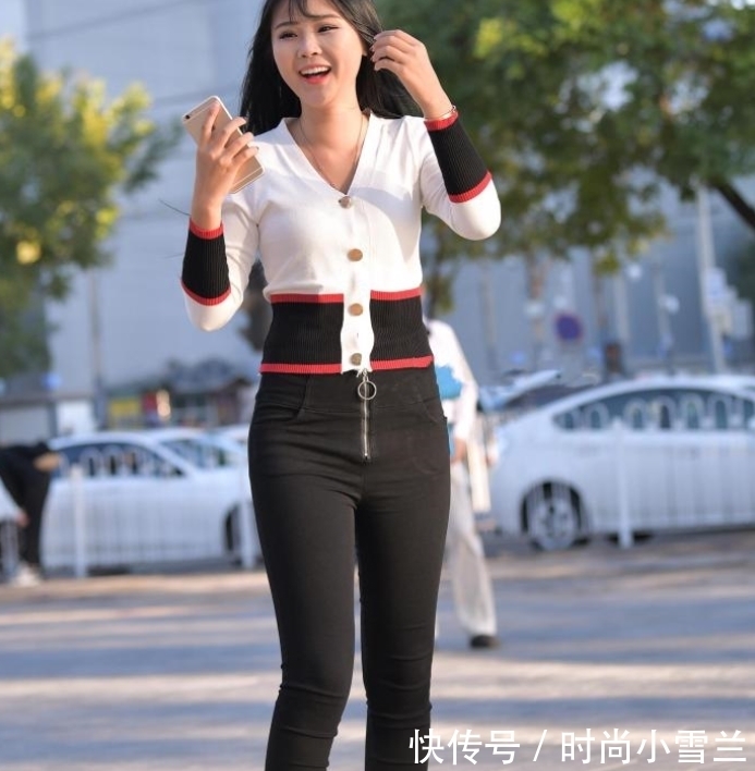 整体造型 爱笑的姑娘,衣品也这么好