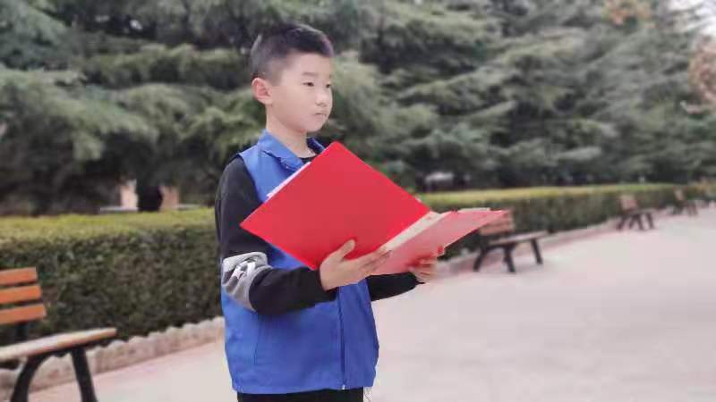 推介!【阅读经典推介】点滴积累必将汇聚成海尽显小记者的魅力风采!