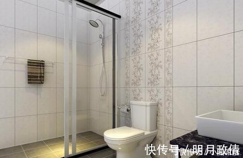 装修|卫生间的地面别只会贴瓷砖,头次见闺蜜家这样设计,防滑又高档!