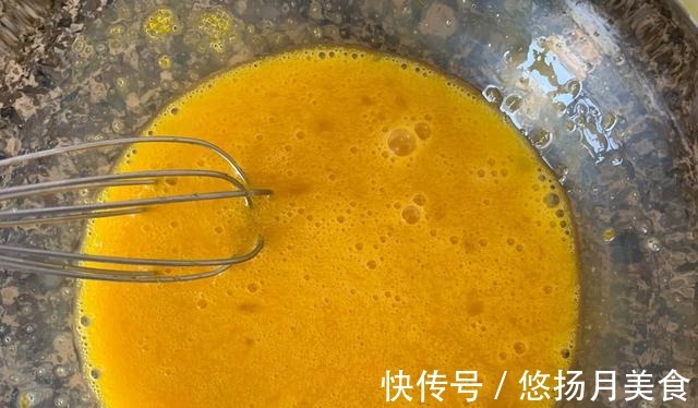 颜色|自制月饼馅，奶黄的颜色，诱人又解馋！