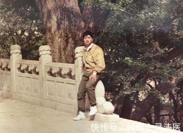 白头发|京东曾经历三次危机，每次都差点倒闭，第三次刘强东吓得一夜白头