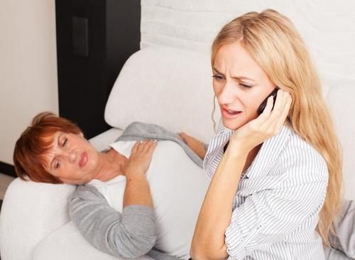 子宫肌瘤|女人50岁后,雌激素依然很旺盛是好事吗?可能会碰上“3个”麻烦