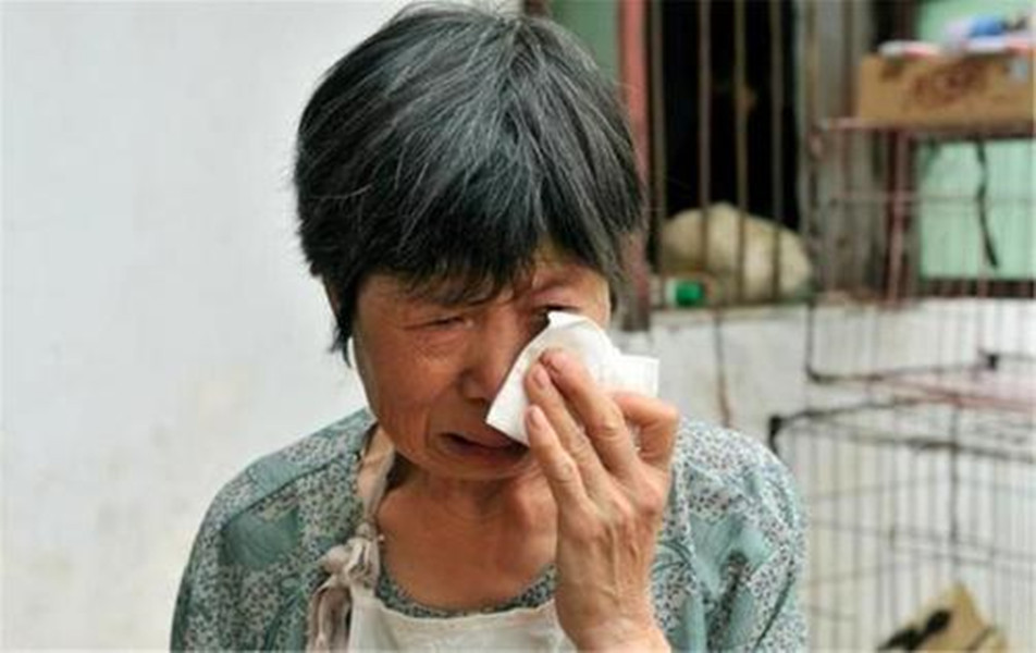 父母|老人帮子女带娃,超过这个年龄就该退出子女生活,越晚越不受待见