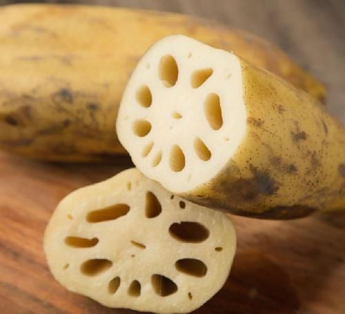 女性愛(ài)美要會(huì)吃，推薦3種食物，補(bǔ)血益氣，排毒養(yǎng)顏，延緩衰老