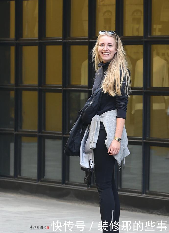 冬末春初,打底裤的用场很大,美女搭配打底裤有技巧、有心得