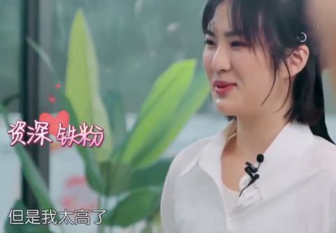 中餐厅5|《中餐厅》姚安娜渐入佳境，与李小鹏“尬聊”细节，说明良好家教