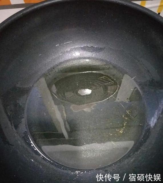 川菜鱼香肉丝，秋季下饭菜必选，隔三差五吃1次，肉丝软嫩还Q弹