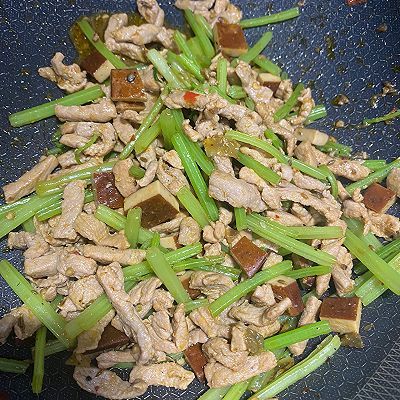 麻辣豆腐干|芹菜香干炒肉丝