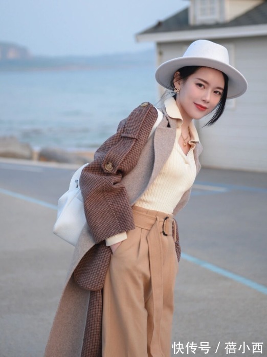 高跟鞋|让你一秒变高级的大衣穿搭,趁冬末赶紧穿起来,美得高级又轻松