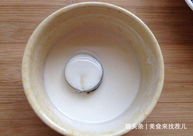 想要茄盒炸得更酥脆，前后2点要把握，外酥里嫩才够味