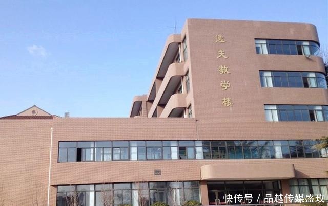 电影公司|邵逸夫达济天下,一生捐3万多座教学楼,晚年因一原因被儿女抛弃