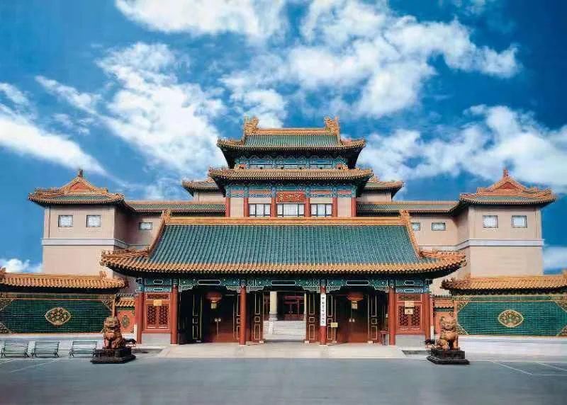  文化|专访企业家陈丽华：紫檀文化传承的穿透力与生命力