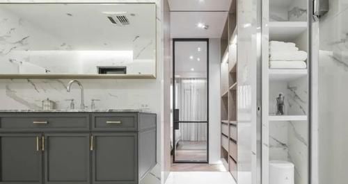 客厅与书房|女医师的58㎡现代混搭风单身公寓,简洁的设计,温馨又舒适!